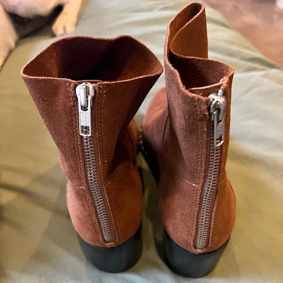 Nordstrom Treasure and Bond suede booties - Picture 4 of 4